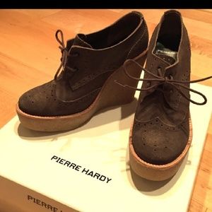 PIERRE HARDY SUEDE LACE UP OXFORD WEDGES